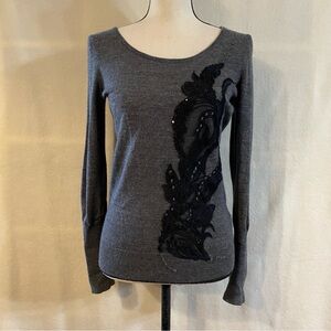 Angel of the North Anthropologie Torie grey knit lace applique tie back sweater